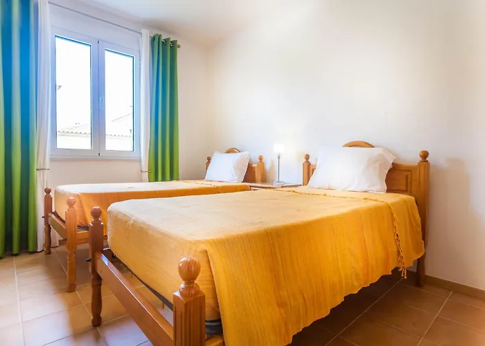 Hadassa Sunrise Refuge Апартаменты Порту-Санту